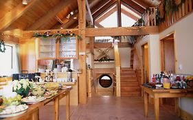 Strathcona Park Lodge